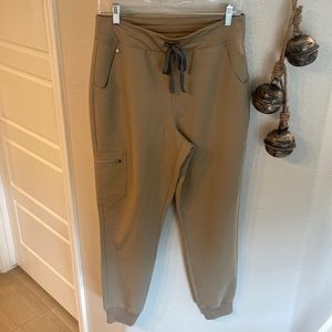 Figs High Waisted Zamora Jogger Latte Medium